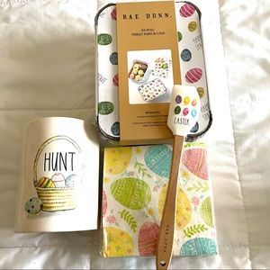 “Eggtastic”bundle for Easter.